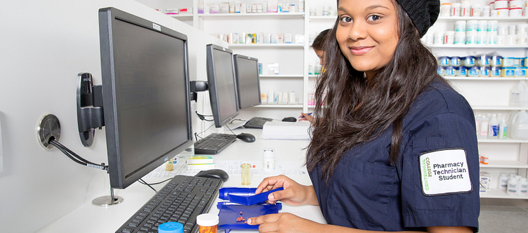 Four secrets about a career in Pharmacy Tech Image